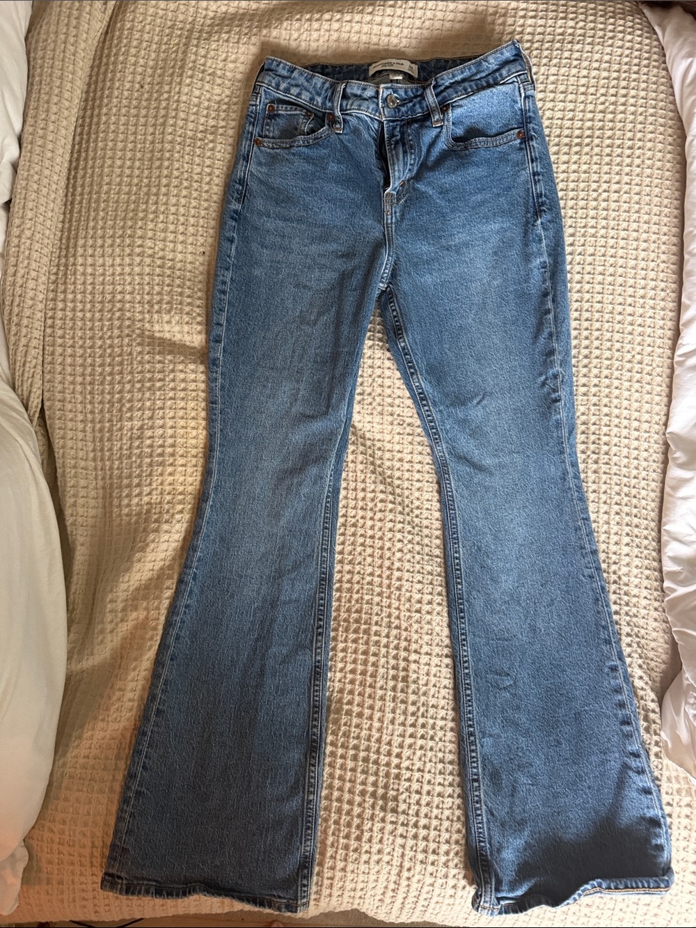 Abercrombie & Fitch Medium Blue Mid Rise Bootcut Jeans